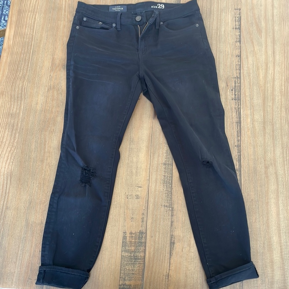 J Crew Black Stretch Toothpick Jean with Distressed Knees, size 29